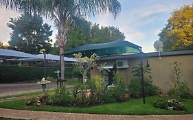 Apricity Inn
